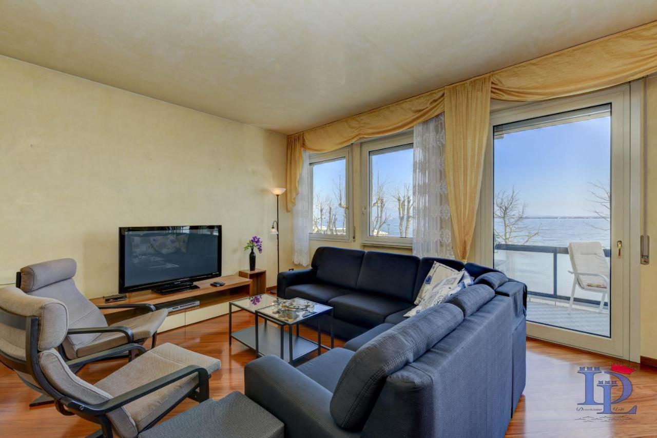 Desenzanoloft Official Partner Marriott Homes & Villas - Charming On The Lake Front Lake デセンツァーノ・デル・ガルダ エクステリア 写真