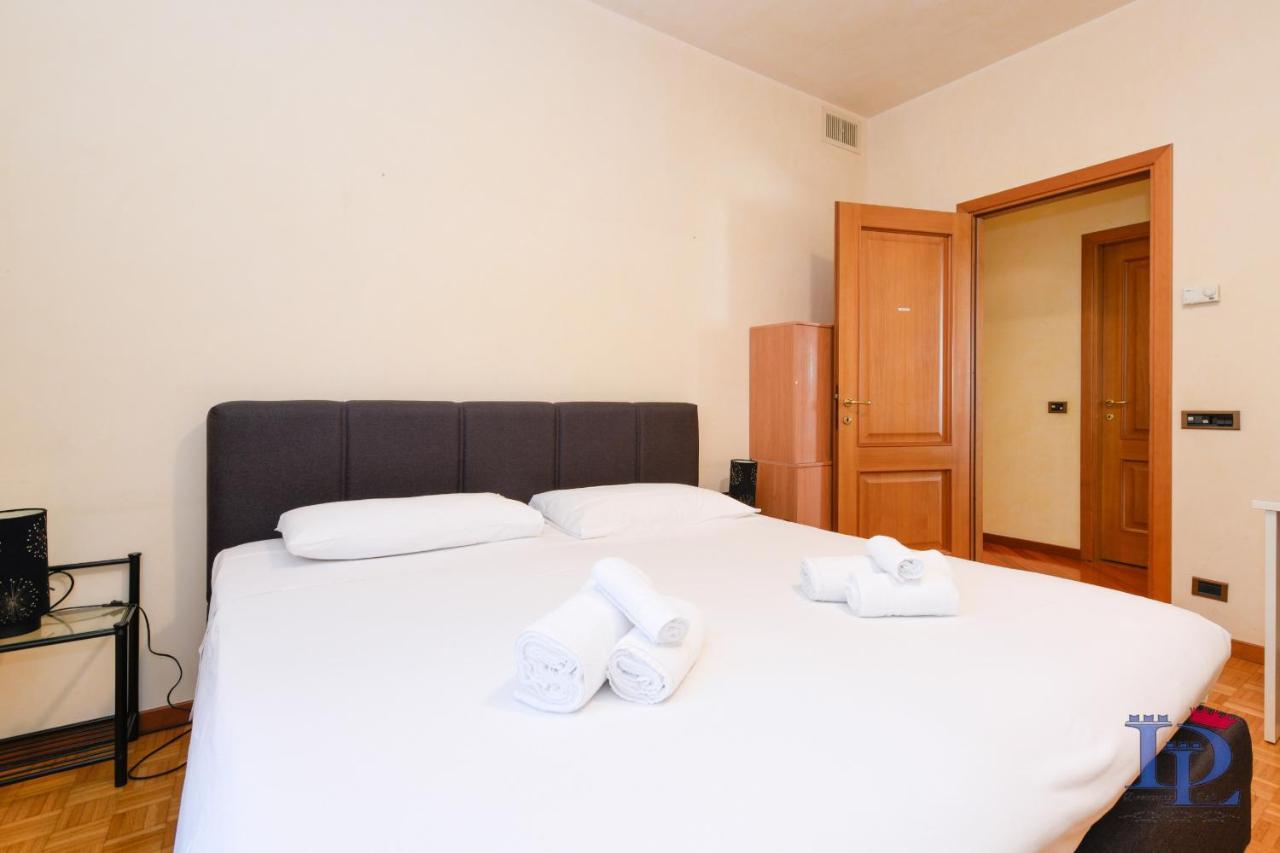 Desenzanoloft Official Partner Marriott Homes & Villas - Charming On The Lake Front Lake デセンツァーノ・デル・ガルダ エクステリア 写真